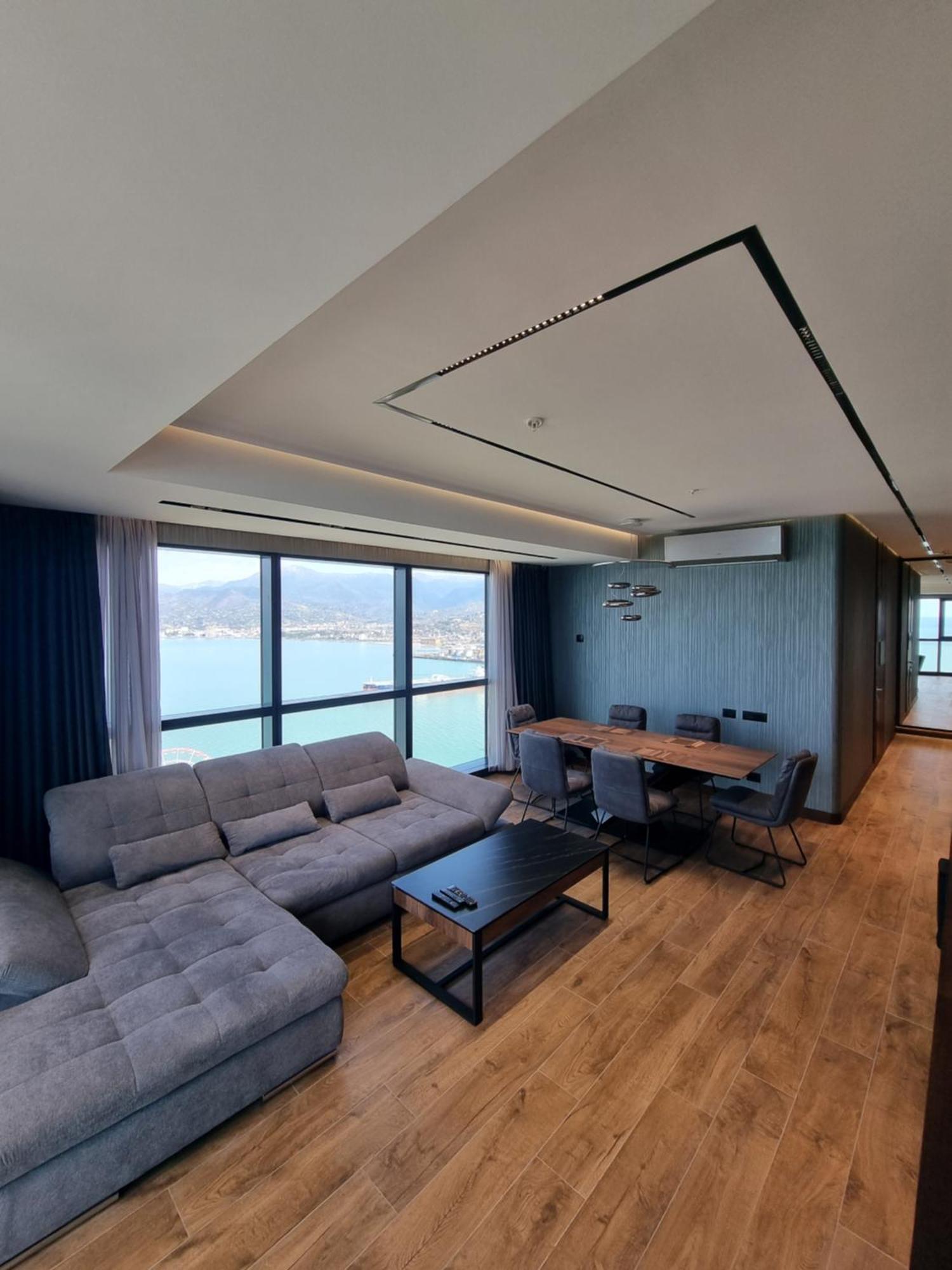 Premium Apartment In Porta Batumi Tower Luaran gambar