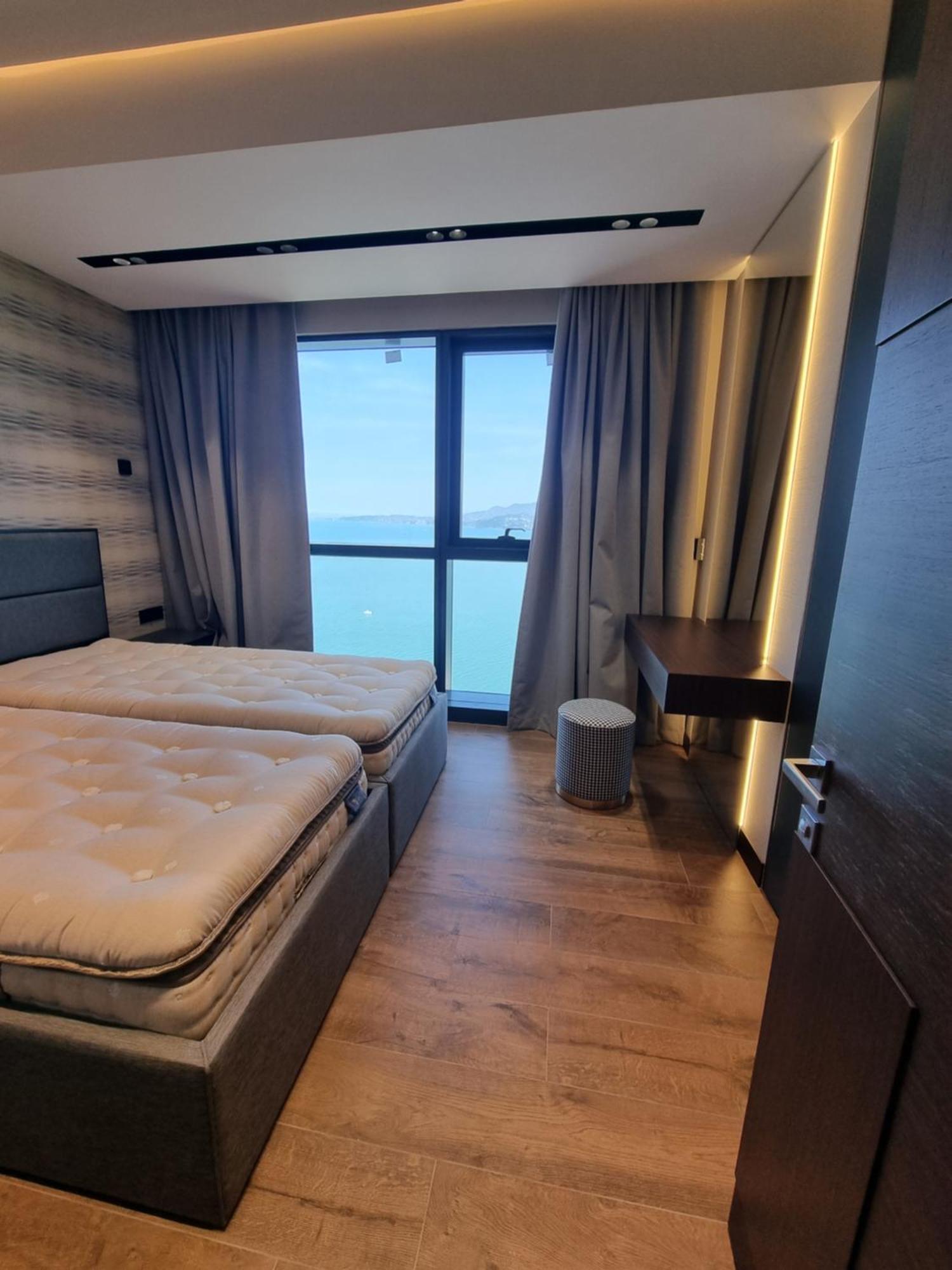 Premium Apartment In Porta Batumi Tower Luaran gambar