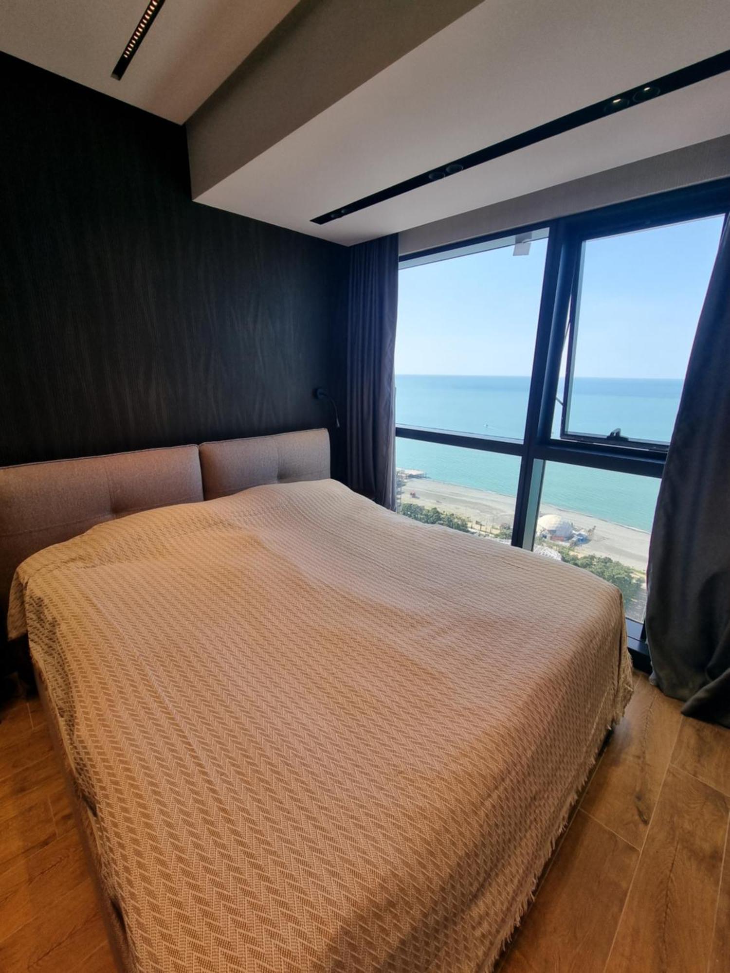 Premium Apartment In Porta Batumi Tower Luaran gambar