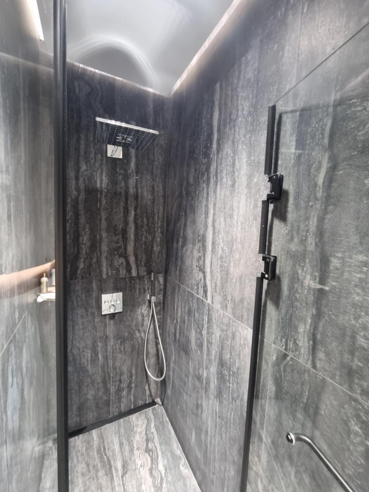 Premium Apartment In Porta Batumi Tower Luaran gambar