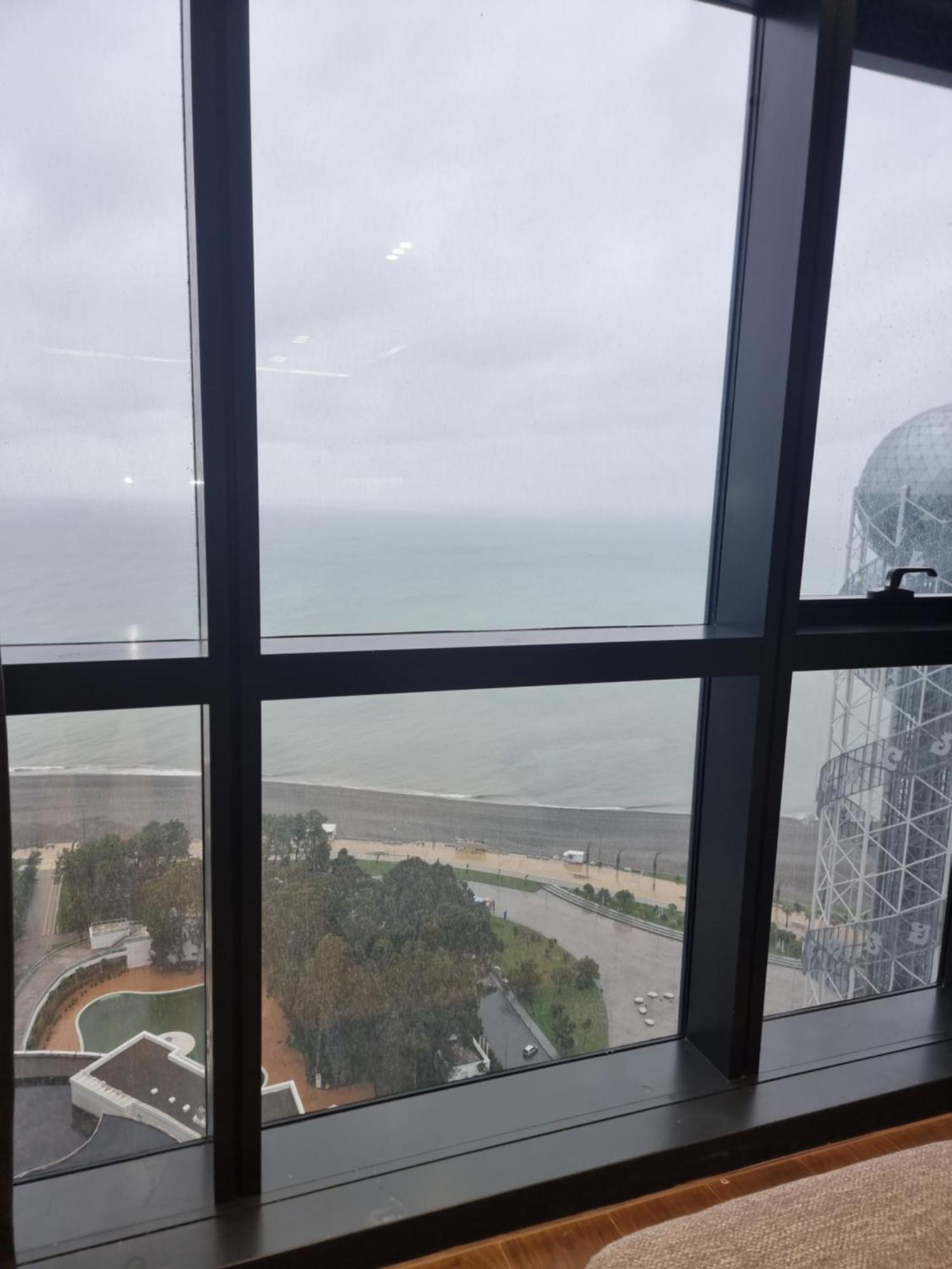Premium Apartment In Porta Batumi Tower Luaran gambar