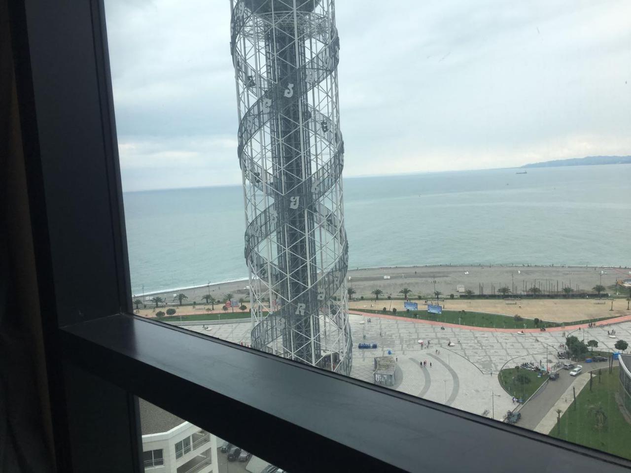 Premium Apartment In Porta Batumi Tower Luaran gambar